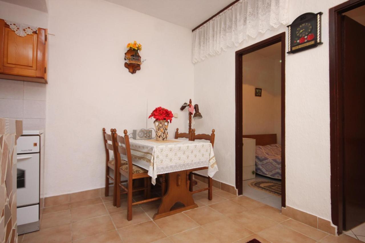 Apartment Stivan 382C Bagian luar foto